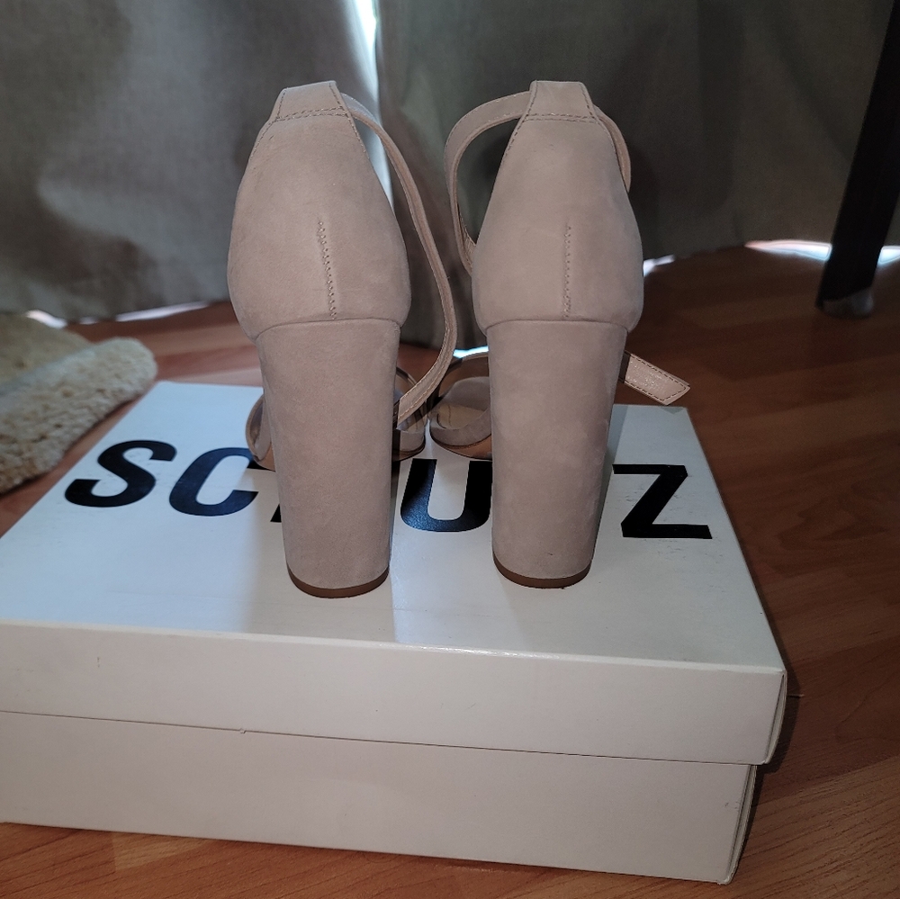 Shutz Enida Block Heel Size 7b Color Neutral - image 3